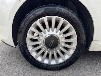 Fiat 500 1.2 Lounge Hatchback 3dr Petrol Dualogic Euro 4 (69 bhp)
