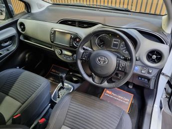 Toyota Yaris 1.5 VVT-h Icon Hatchback 5dr Petrol Hybrid E-CVT - AUTOMATIC - 2