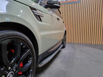 Land Rover Range Rover Sport 3.0 SD V6 HSE SUV 5dr Diesel Auto - MILITARY GREEN WRAP -