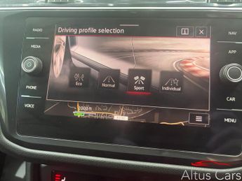 Volkswagen Tiguan Allspace Elegance 1.5 TSI 150PS 7 Speed DSG