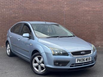 Ford Focus 1.6 Zetec Climate Hatchback 5dr Petrol Automatic (184 g/km, 99 b