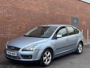 Ford Focus 1.6 Zetec Climate Hatchback 5dr Petrol Automatic (184 g/km, 99 b