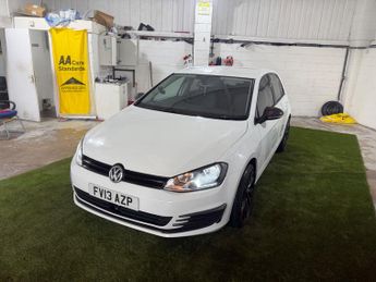 Volkswagen Golf 1.6 TDI BlueMotion Tech SE Hatchback 5dr Diesel DSG Euro 5 (s/s)