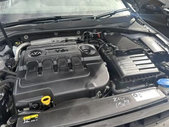 Volkswagen Golf 2.0 TDI BlueMotion Tech Match Edition Estate 5dr Diesel DSG Euro