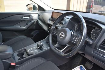 Nissan Qashqai 1.3 DIG-T MHEV Acenta Premium XTRON Euro 6 (s/s) 5dr