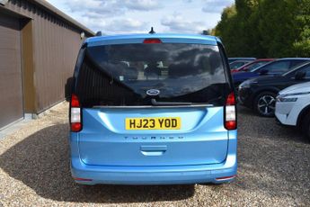 Ford Grand Tourneo Connect 2.0 EcoBlue Titanium MPV 5dr Diesel DCT Euro 6 (s/s) (122 ps)