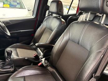 Ford B-MAX 1.6 TDCi Titanium MPV 5dr Diesel Manual Euro 5 (95 ps)