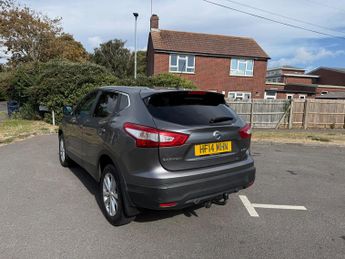 Nissan Qashqai 1.5 dCi Acenta Premium SUV 5dr Diesel Manual 2WD Euro 5 (s/s) (1
