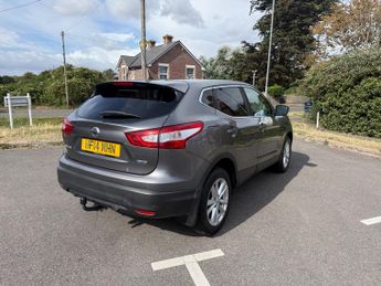 Nissan Qashqai 1.5 dCi Acenta Premium SUV 5dr Diesel Manual 2WD Euro 5 (s/s) (1