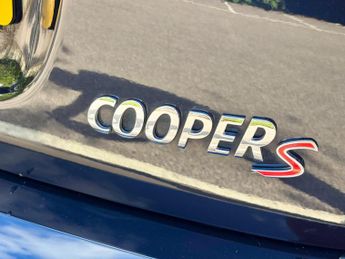 Mini Convertible 2.0 Cooper S Exclusive Steptronic Euro 6 (s/s) 2dr
