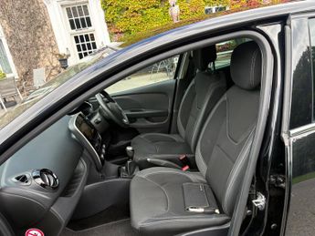 Renault Clio 0.9 TCe Iconic Hatchback 5dr Petrol Manual Euro 6 (s/s) (90 ps)