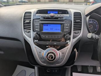 Hyundai ix20 1.6 CRDi Blue Drive SE Hatchback 5dr Diesel Manual Euro 6 (s/s) 