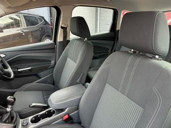 Ford C-MAX 1.6 TDCi Titanium MPV 5dr Diesel Manual Euro 5 (115 ps)