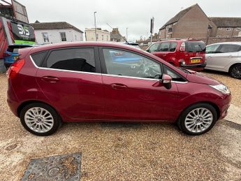 Ford Fiesta 1.0T EcoBoost Titanium Hatchback 5dr Petrol Manual Euro 5 (s/s) 