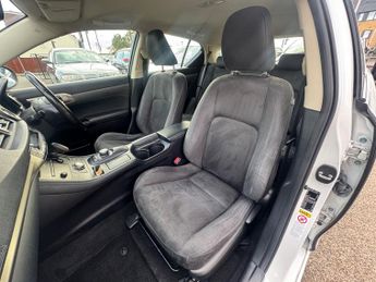 Lexus CT 1.8 200h S Hatchback 5dr Petrol Hybrid CVT Euro 6 (s/s) (136 ps)