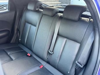 Nissan Juke 1.6 Tekna SUV 5dr Petrol XTRON Euro 6 (117 ps)