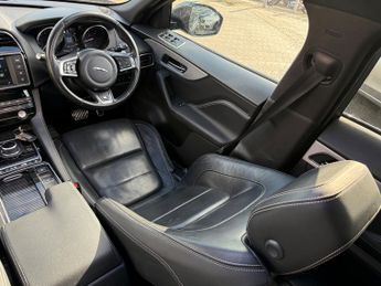 Jaguar F-Pace 2.0 D180 R-Sport SUV 5dr Diesel Auto AWD Euro 6 (s/s) (180 ps)