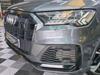 Audi SQ7 4.0 TFSI V8 Black Edition Tiptronic quattro Euro 6 (s/s) 5dr