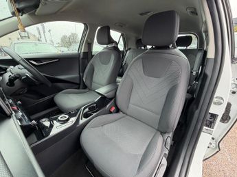 Kia Niro 64.8kWh 2 SUV 5dr Electric Auto (201 bhp)