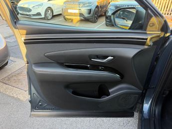 Hyundai Tucson 1.6 h T-GDi Premium SUV 5dr Petrol Hybrid Auto Euro 6 (s/s) (230