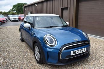 MINI Hatch 1.5 Cooper Classic Euro 6 (s/s) 3dr