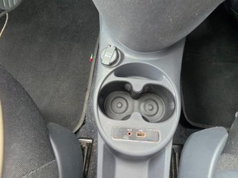 Fiat 500 1.2 Lounge Hatchback 3dr Petrol Dualogic Euro 6 (s/s) (69 bhp)