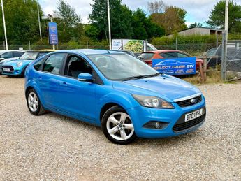 Ford Focus 1.6 Zetec Hatchback 5dr Petrol Manual (161 g/km, 99 bhp)