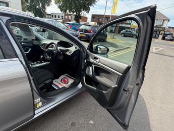 Peugeot 308 SW 1.2 PureTech Allure Estate 5dr Petrol EAT Euro 6 (s/s) (130 ps)