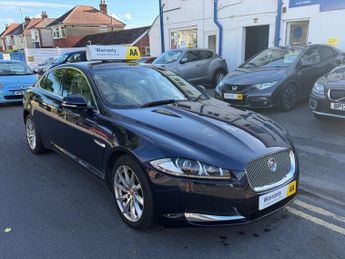 Jaguar XF 3.0d V6 Premium Luxury Saloon 4dr Diesel Auto Euro 5 (s/s) (240 