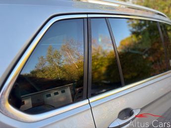 Volkswagen Tiguan 2.0 BiTDI R-Line Tech SUV 5dr Diesel DSG 4Motion Euro 6 (s/s) (2