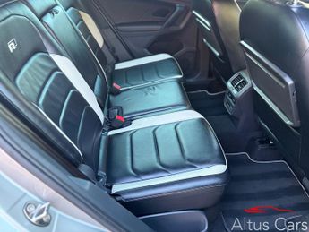 Volkswagen Tiguan 2.0 BiTDI R-Line Tech SUV 5dr Diesel DSG 4Motion Euro 6 (s/s) (2