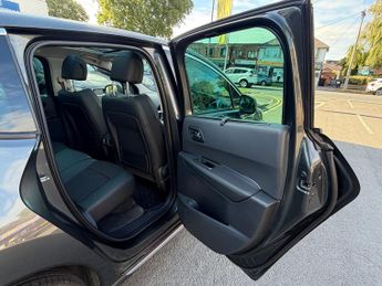 Peugeot 3008 1.6 BlueHDi Allure SUV 5dr Diesel ETG Euro 6 (s/s) (120 ps)