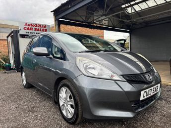 Honda Jazz 1.4 i-VTEC ES Hatchback 5dr Petrol Manual Euro 5 (99 ps)