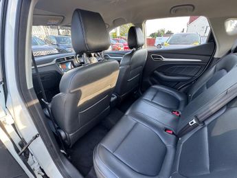 MG ZS 1.0 T-GDI Exclusive SUV 5dr Petrol Auto Euro 6 (111 ps)