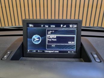 Peugeot 5008 1.6 e-HDi Allure MPV 5dr Diesel EGC Euro 5 - AUTO - 7 SEATER - L