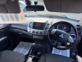 Mitsubishi L200 2.5 DI-D Warrior Pickup Double Cab 4dr Diesel Manual 4WD Euro 5 