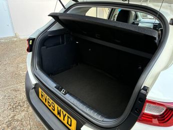 Kia Stonic Maxx (Special Edn) SUV 1.0 T-GDi 5 Dr Euro 6 (s/s) (7) (118 bhp)