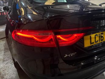 Jaguar XF 2.0d R-Sport Saloon 4dr Diesel Auto Euro 6 (s/s) (180 ps)