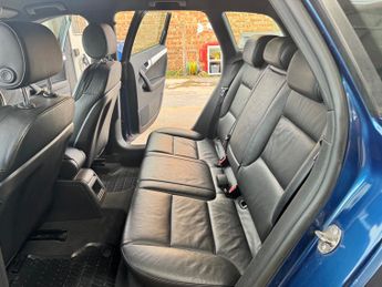 Audi A3 3.2 S line Hatchback 3dr Petrol Manual quattro (250 g/km, 247 bh