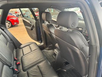 Audi A3 3.2 S line Hatchback 3dr Petrol Manual quattro (250 g/km, 247 bh