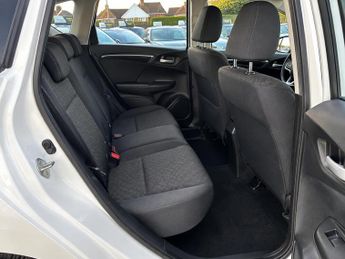 Honda Jazz 1.3 i-VTEC SE Hatchback 5dr Petrol CVT Euro 6 (s/s) (102 ps) - W