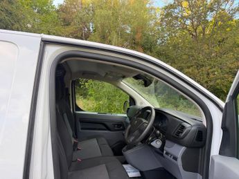 Peugeot Expert 1.5 BlueHDi 1000 Professional Premium Standard Panel Van 6dr Die