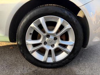 Vauxhall Corsa 1.2i 16v SXi Hatchback 3dr Petrol Manual (124 g/km, 84 bhp)