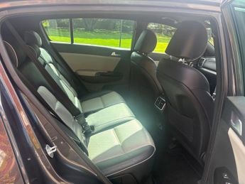 Kia Sportage 1.6 T-GDi GT-Line SUV 5dr Petrol DCT AWD Euro 6 (174 bhp)