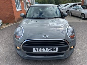 Mini Hatch 1.5 One Hatchback 3dr Petrol Steptronic Euro 6 (s/s) (102 ps) FA