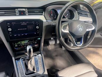 Volkswagen Passat 1.4 TSI 13kWh GTE DSG Euro 6 (s/s) 4dr