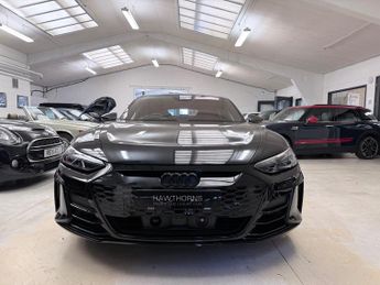 Audi RS e-tron GT 93.4kWh Carbon Vorsprung Saloon 4dr Electric Auto quattro (598 p