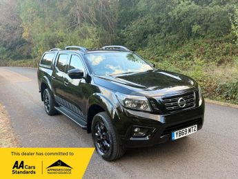 Nissan Navara 2.3 dCi N-Guard Pickup Double Cab 4dr Diesel Manual 4WD Euro 6 (