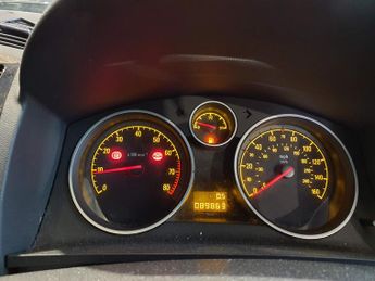 Vauxhall Zafira 1.6 16V Exclusiv MPV 5dr Petrol Manual Euro 5 (115 ps)