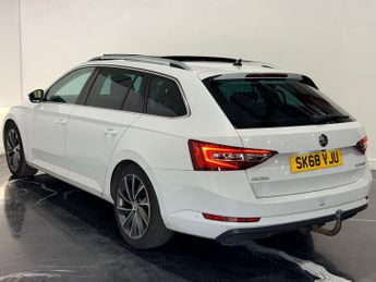 Skoda Superb 2.0 TDI Laurin & Klement Estate 5dr Diesel DSG Euro 6 (s/s) (150